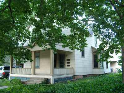 House_318_S_Prairie_2.jpg