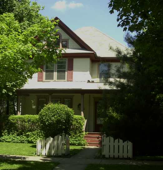 508 W Clark St Exterior